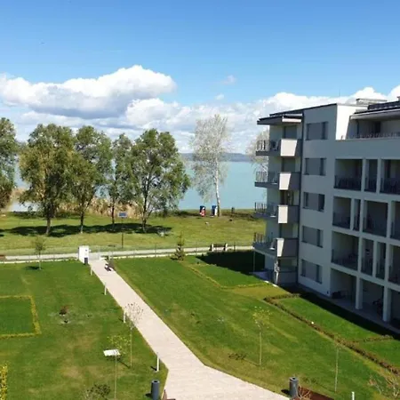 Green Apartman Balatonlelle Apartment Balatonlelle
